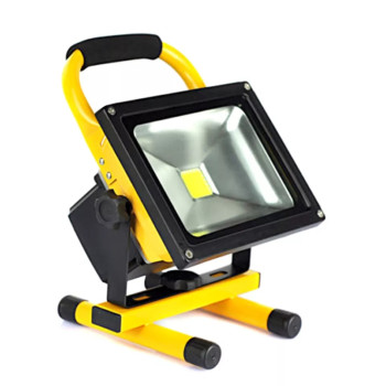 Proiector LED 20W portabil cu maner, acumulator si suport
