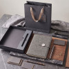 Set Cadou Agenda si Pix, Premium A5, Cutie si Punga, Piele Ecologica, Gri Antracit, Inchidere Magnetica Set Cadou Agenda si Pix, Premium A5, Cutie si Punga, Piele Ecologica, Gri Antracit, Inchidere Magnetica