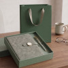 Set Cadou Agenda si Pix, Premium A5, Cutie si Punga, Piele Ecologica, Verde Salvie, Inchidere Magnetica tip Marmura Set Cadou Agenda si Pix, Premium A5, Cutie si Punga, Piele Ecologica, Verde Salvie, Inchidere Magnetica tip Marmura