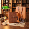 Set Cadou Agenda si Pix, Premium A5, Cutie si Punga, Piele Ecologica, Portocaliu Cogniac, Inchidere Magnetica Set Cadou Agenda si Pix, Premium A5, Cutie si Punga, Piele Ecologica, Portocaliu Cogniac, Inchidere Magnetica