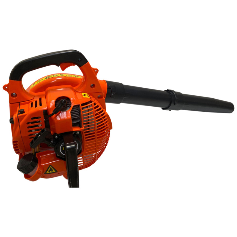 Suflanta / Aspirator Cu Tocator Pe Benzina, 7500Rpm, 25Cmc Suflanta / Aspirator Cu Tocator Pe Benzina, 7500Rpm, 25Cmc