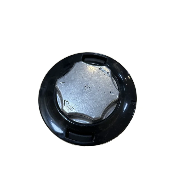 Tambur motocoasa universal cap metal automat - ElDepo.ro Fotografie detaliată cu Tambur motocoasa universal cap metal automat, ideal pentru Motocoase si Piese